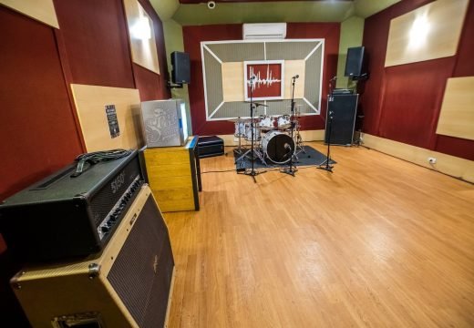 Sala B | Ensaios VIP & Gravações | Red Star Studios - Pinheiros, SP